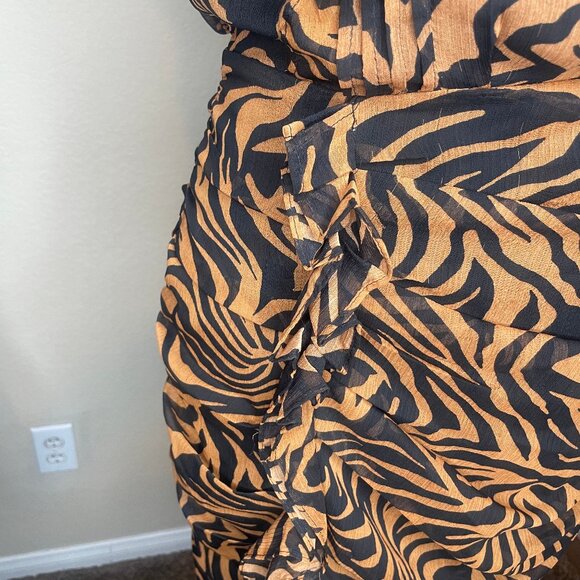 Express Tiger Zebra Animal Print Chiffon Ruffle Cut Out Back Mini Dress Sz M - Picture 8 of 15